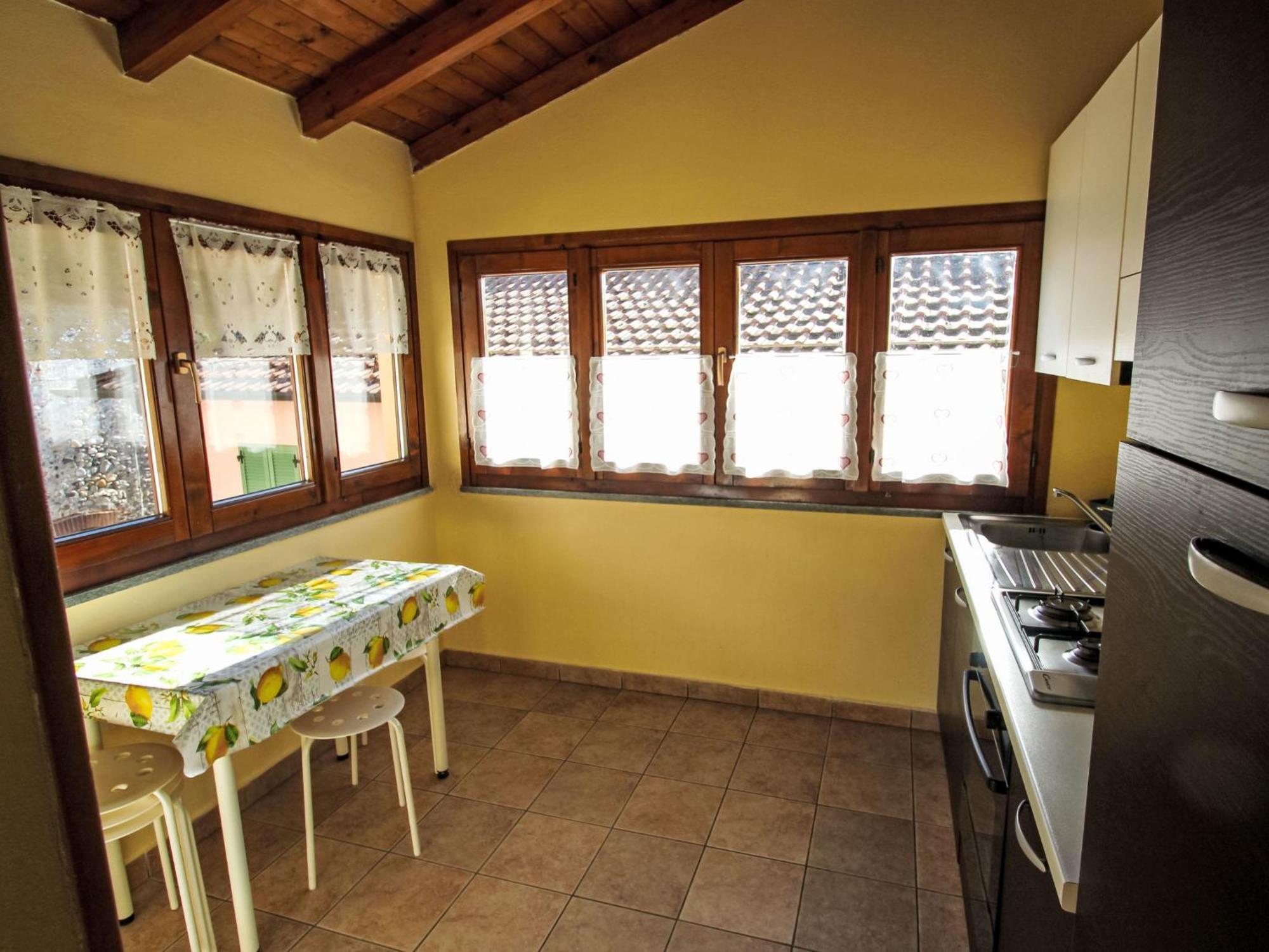 Apartment Roma By Interhome Porto Valtravaglia Exterior foto
